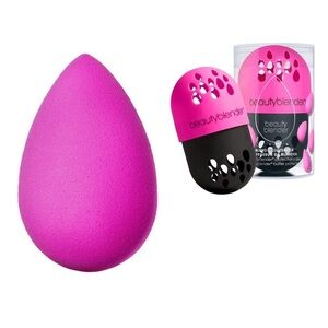 Beautyblender Protective Case & Beautyblender Electric Violet Makeup Sponge